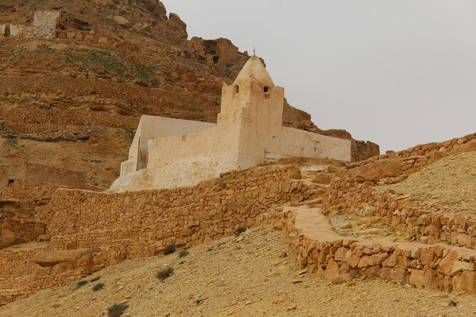 1 day excursion to Chenini-Tataouine - Tataouine in a nutshell: salt lake photos and old French prison vibes