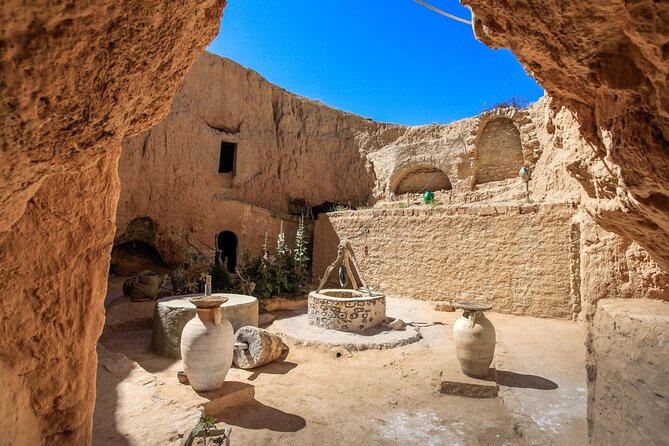 2-Day Tunisian Sahara Tour with Food & Stay from Hammamet - Quick hits