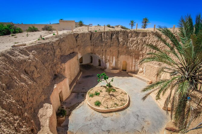 2-Day Tunisian Sahara Tour with Food & Stay from Hammamet - Kairouan Photo Stop After Gafsa Lunch: Islamic Architecture in Focus