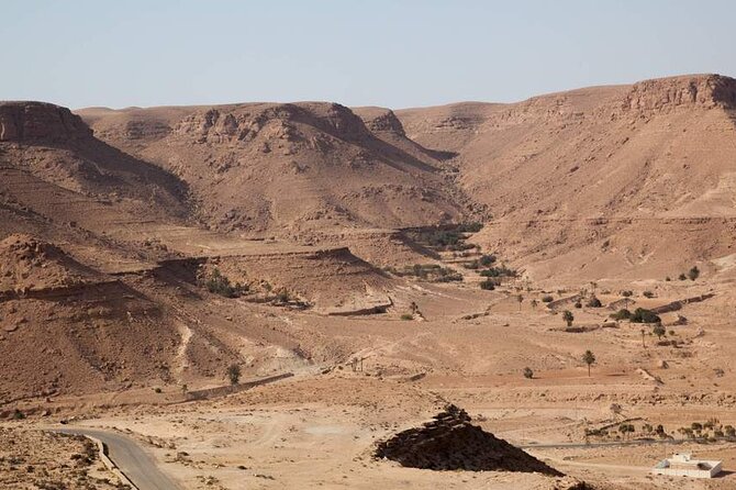 2Days 4x4 safari from Sousse/Hammamet/Tunis, night 100km deep in Sahara desert - Vehicle Comfort, Guides, and the Real Rhythm of the Drive
