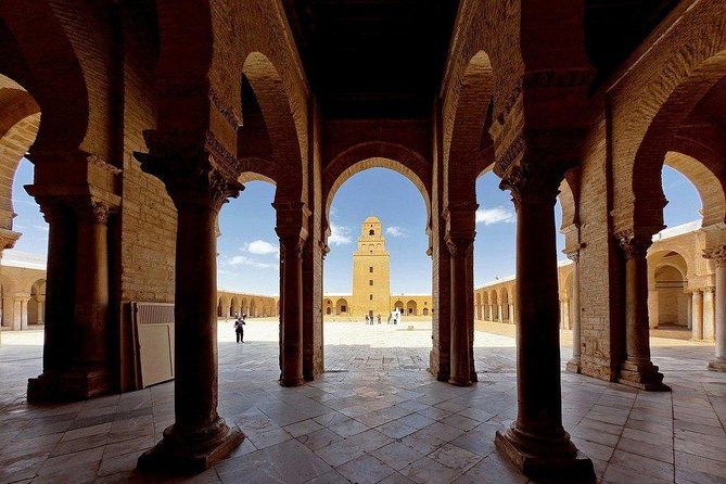 Full-Day Kairouan and El Jem Tour from Tunis - Kairouan and El Jem from Tunis, the smart way to fit two worlds