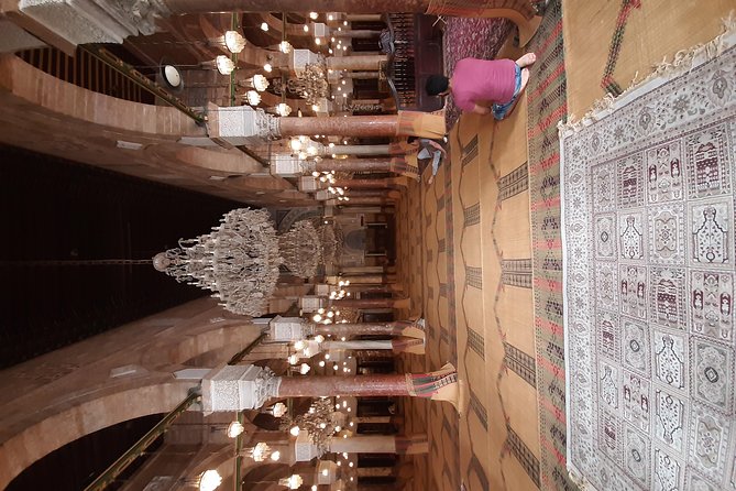 Guided tour in the UNESCO world heritage Medina of Tunis - Dar El Jeld photo break and the monument string on Rue du Pacha