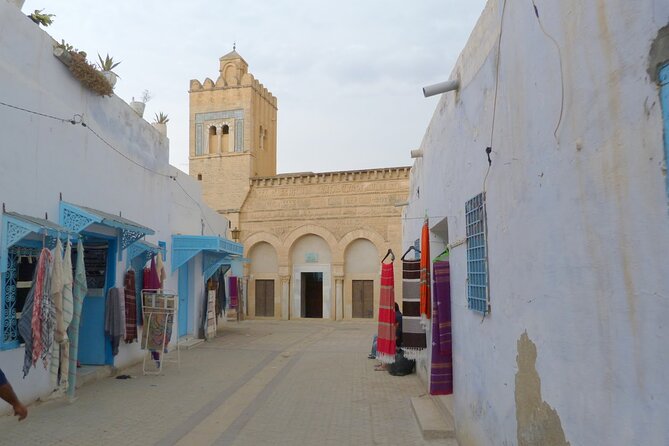 Kairouan and Roman Colosseum El Jem Day Trip from Sousse - The 8:00am pickup, A/C comfort, and getting your timing right