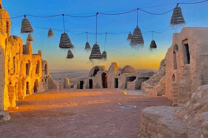 Ksar Ghilaine and Chneni Tataouine 1 day tour in Tunisia - Ksar Ghilane: the oasis stop that turns the day into something physical