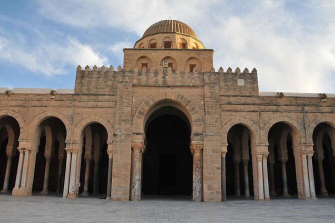 The Best of Tunisia, 3 Days Guided Tour with Lunch - Day 1: Medina of Tunis, Carthage, and Sidi Bou Saïd